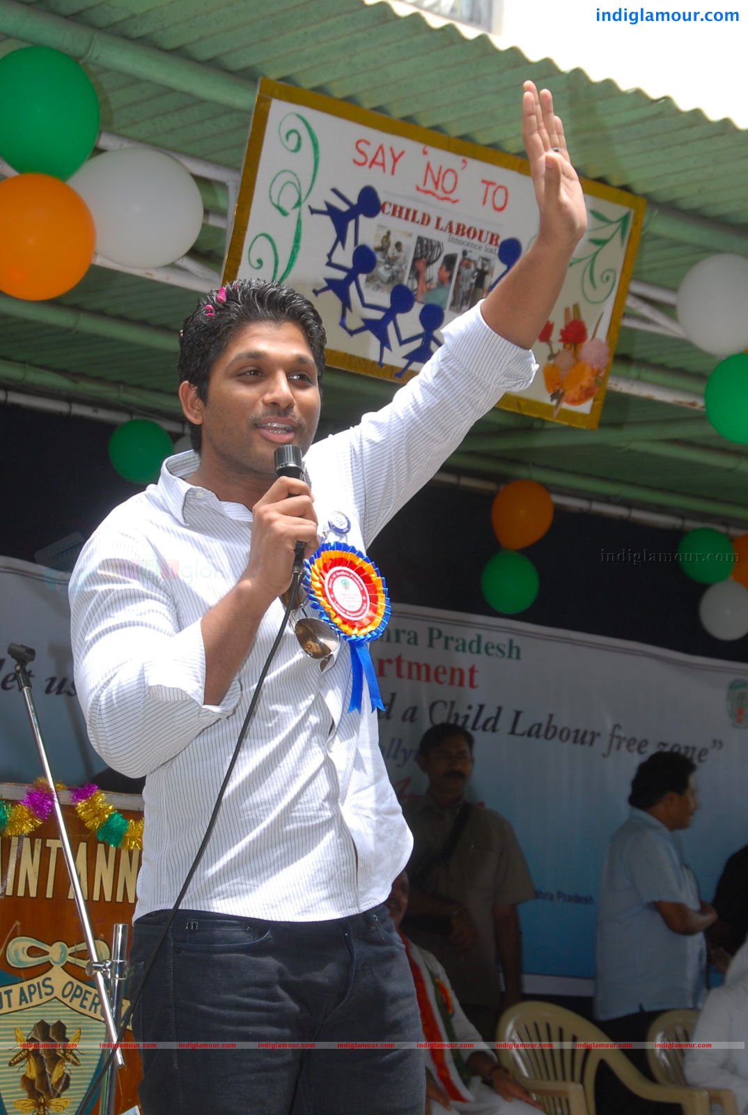 Allu Arjun promotes Anti Child Labour Event hd photo