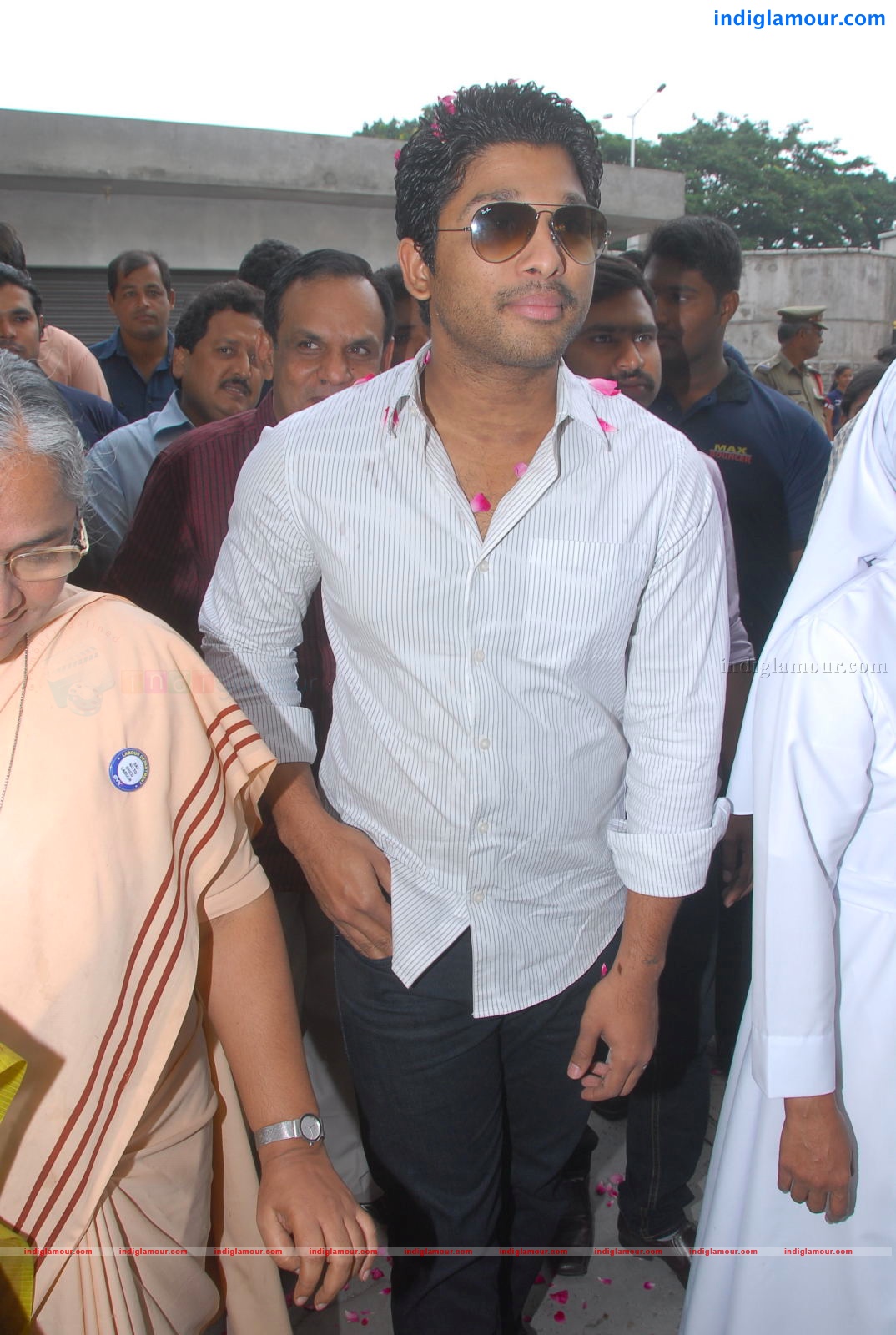 Allu Arjun promotes Anti Child Labour Event hd photo