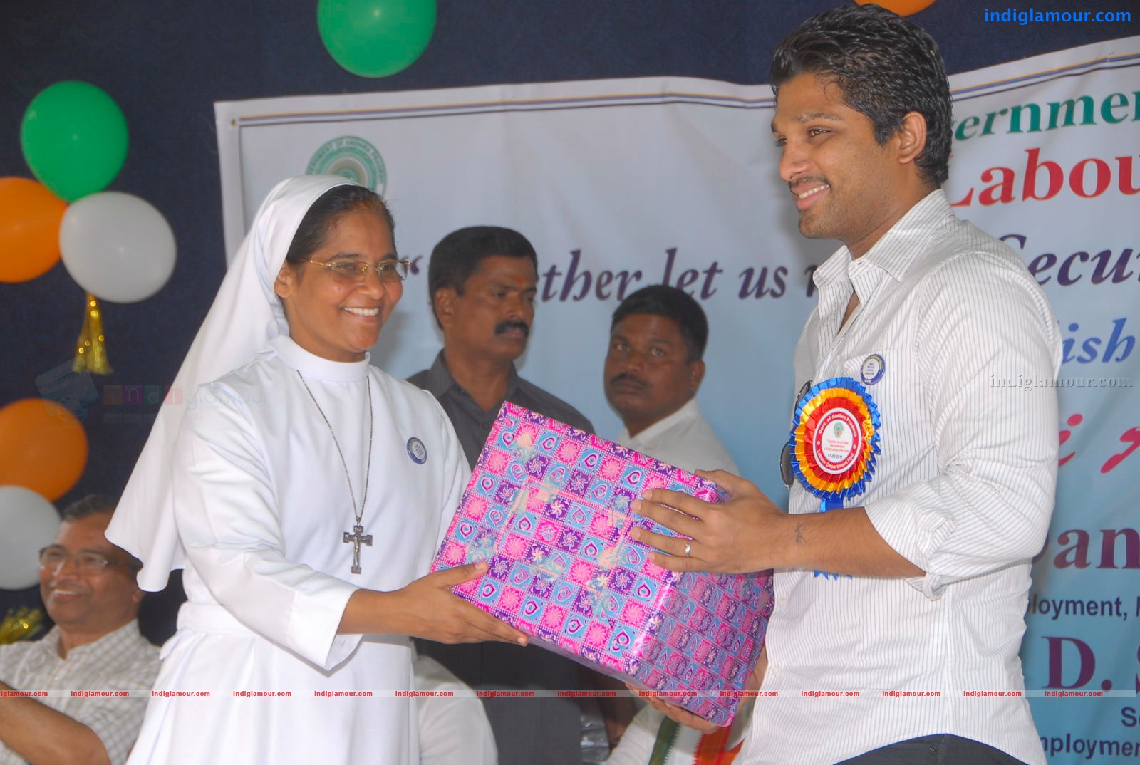 Allu Arjun promotes Anti Child Labour Event hd photo
