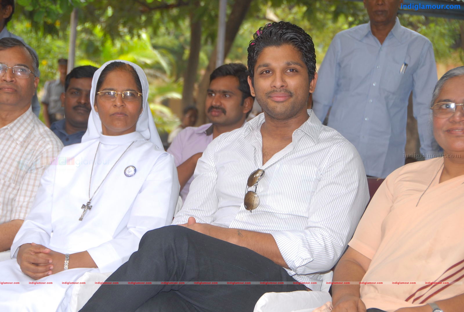 Allu Arjun promotes Anti Child Labour Event hd photo