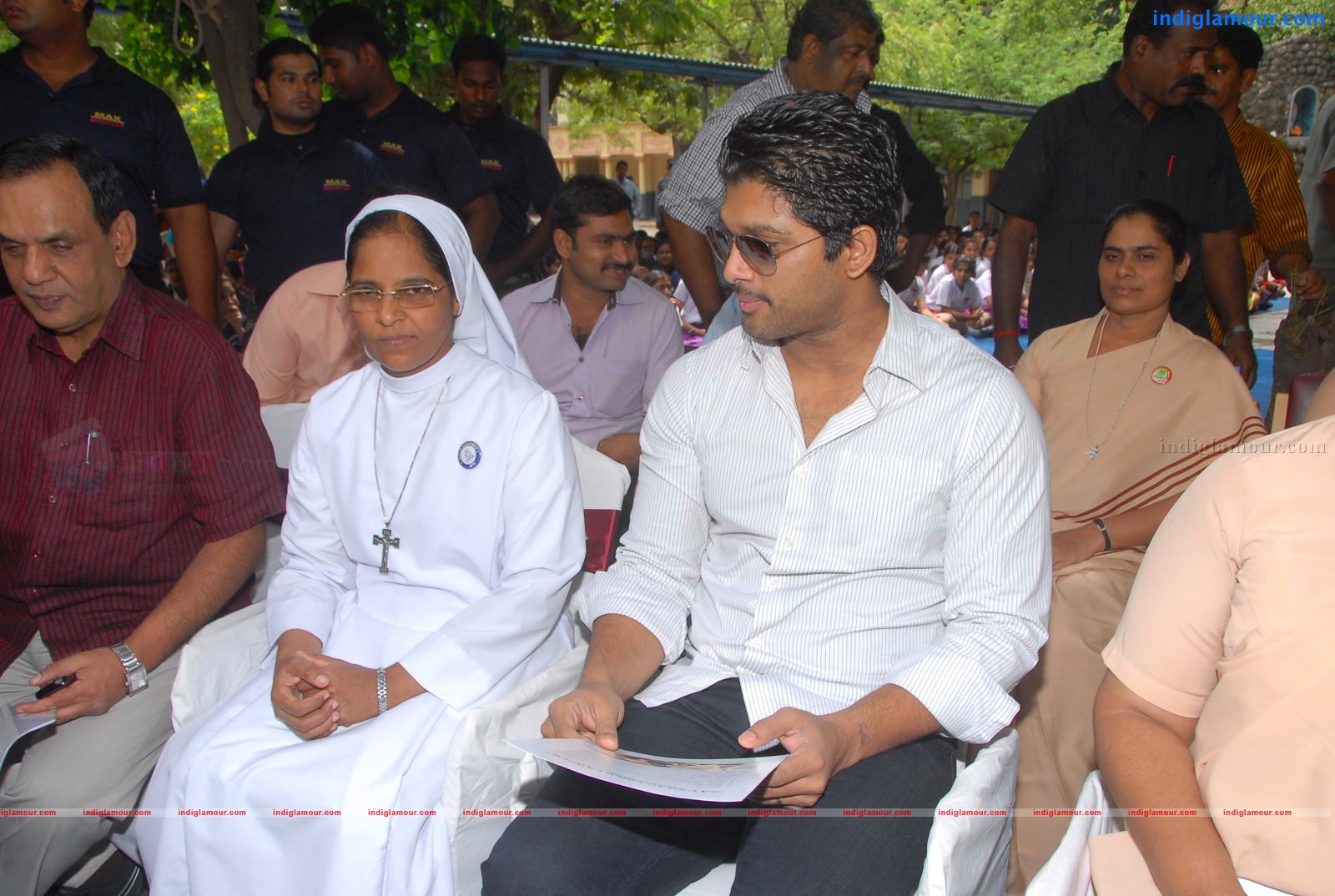 Allu Arjun promotes Anti Child Labour Event hd photo