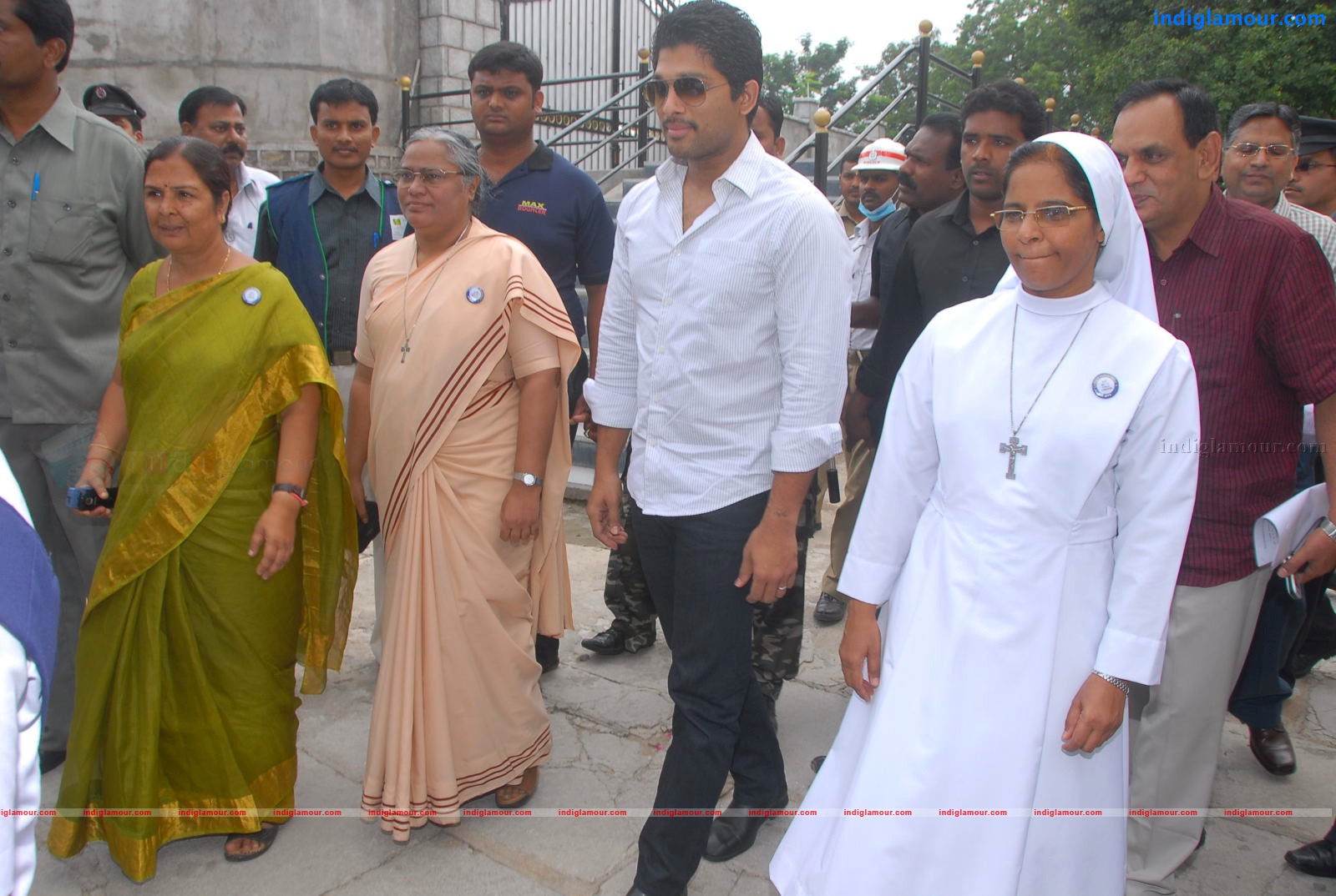 Allu Arjun promotes Anti Child Labour Event hd photo