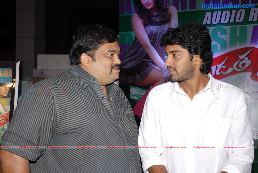Madatha Kaja Audio Event hd photo