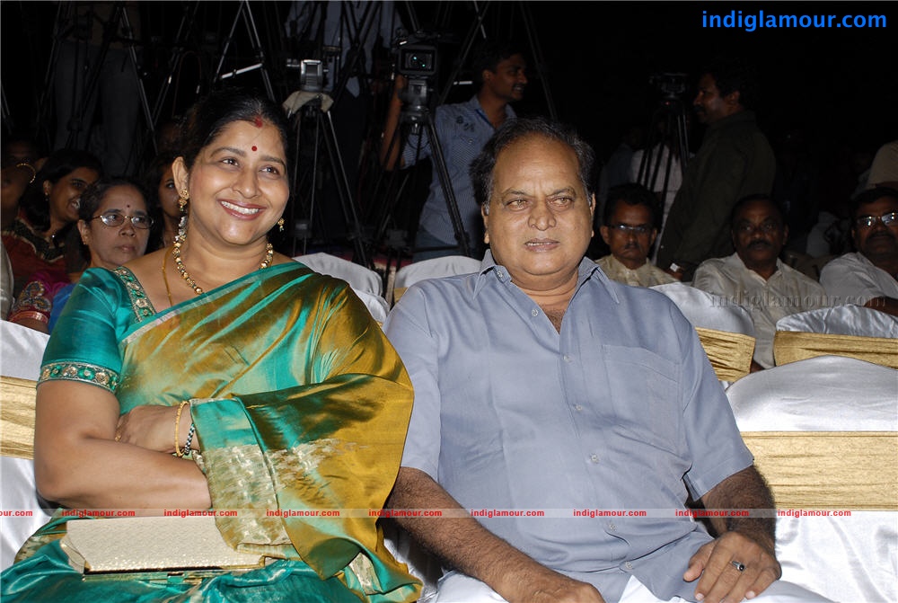 Madatha Kaja Audio Event hd photo