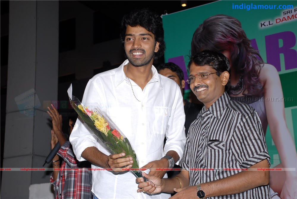 Madatha Kaja Audio Event hd photo