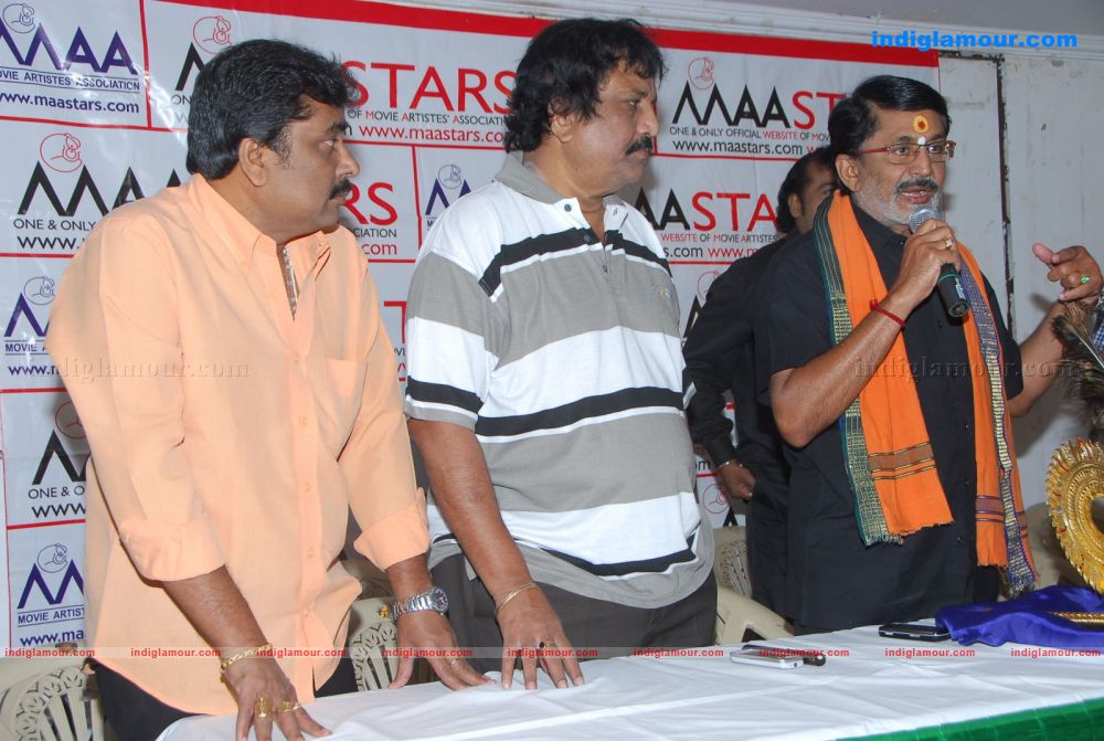 Auction Of NTR Flute and Crown Of Brindavanam Movie Event hd photo