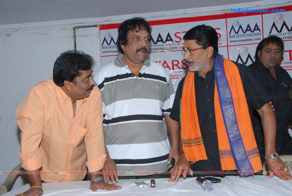 Auction Of NTR Flute and Crown Of Brindavanam Movie Event hd photo