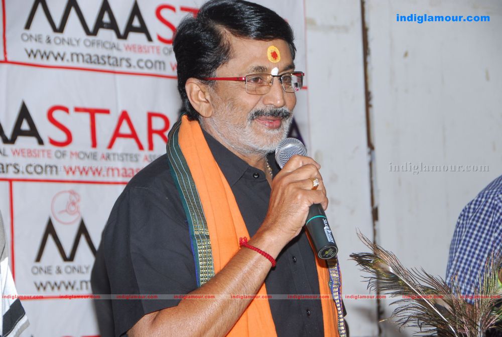 Auction Of NTR Flute and Crown Of Brindavanam Movie Event hd photo