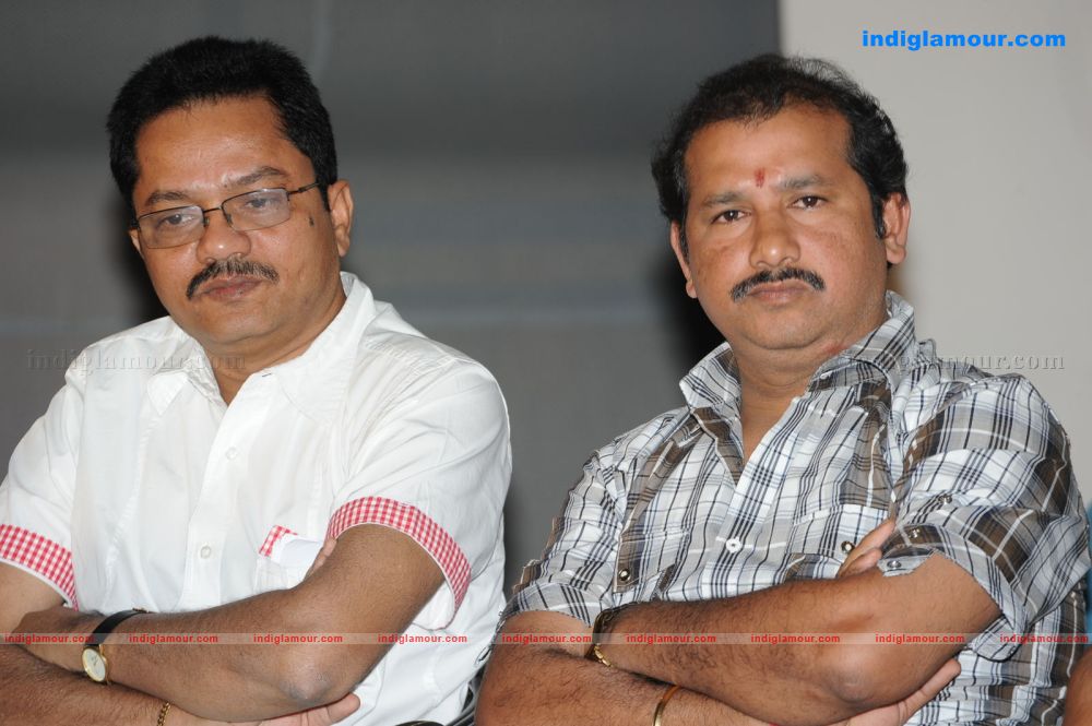 Manchivaadu Audio release Event hd photo