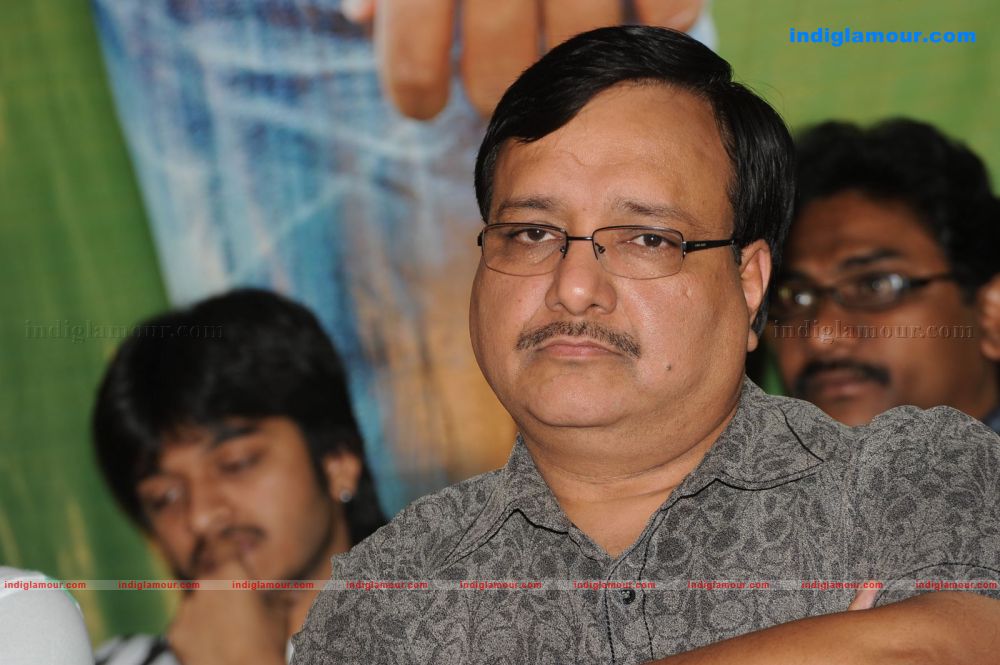 Manchivaadu Audio release Event hd photo