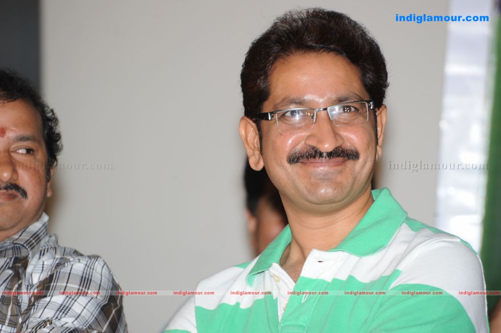 Manchivaadu Audio release Event hd photo