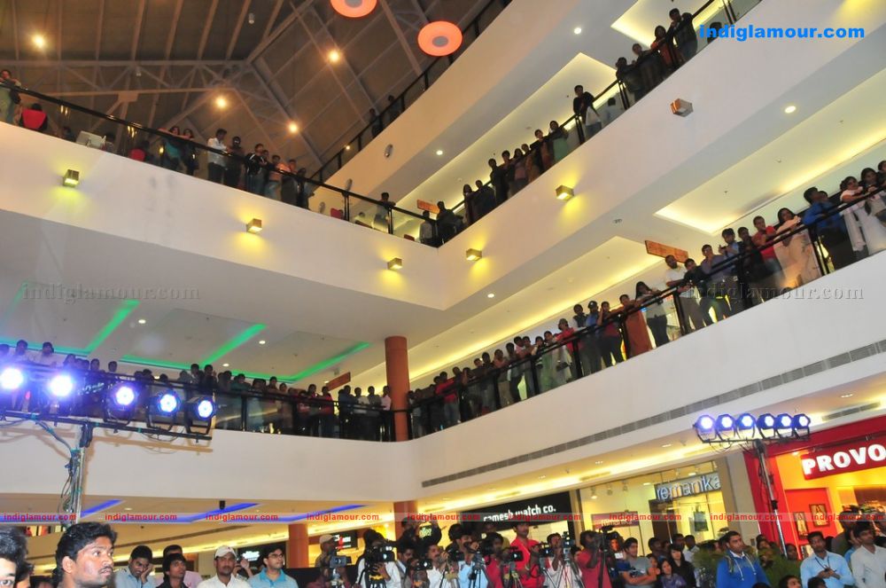 Anaganaga O Dheerudu Pressmeet Event hd photo