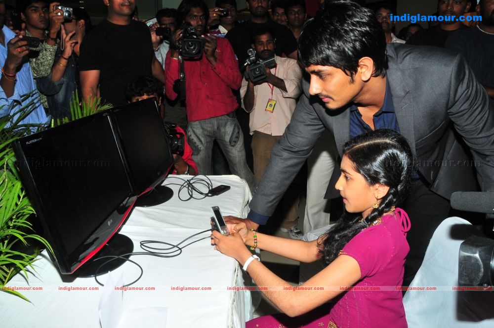 Anaganaga O Dheerudu Pressmeet Event hd photo