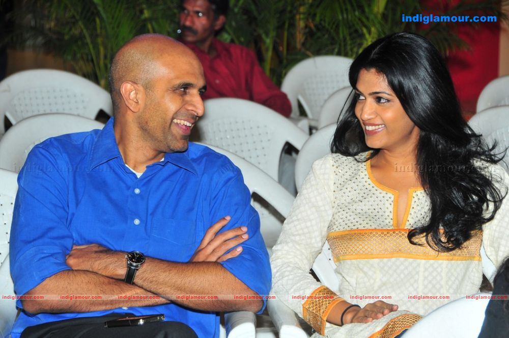 Anaganaga O Dheerudu Pressmeet Event hd photo