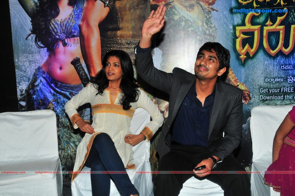 Anaganaga O Dheerudu Pressmeet Event hd photo