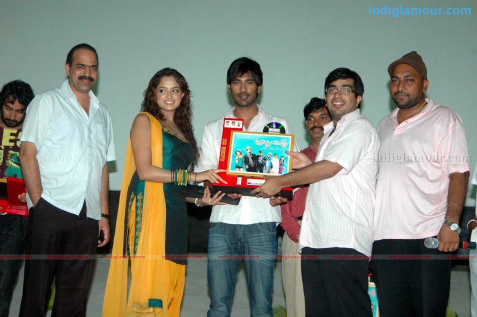 Brahmi Gadi Katha Platinum Disc Function Event hd photo