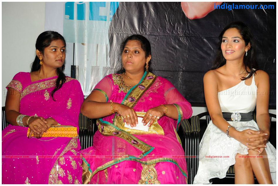 Naaku O Loverundi Audio Songs Release Event hd photo