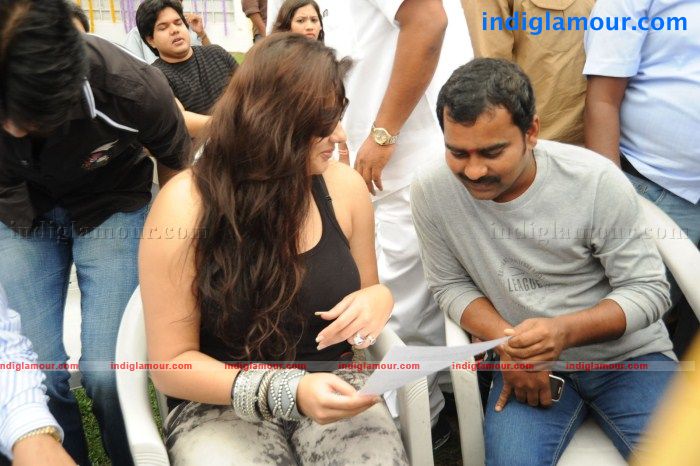 Sukra Movie Working Stills Event hd photo