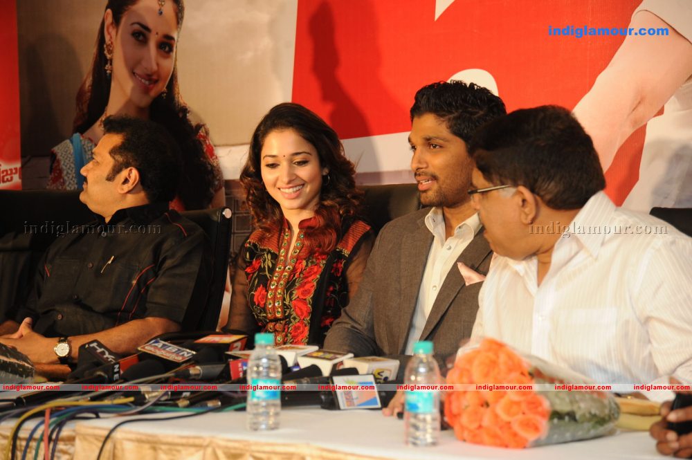 Badrinath 50 Days Celebration Photos Event hd photo