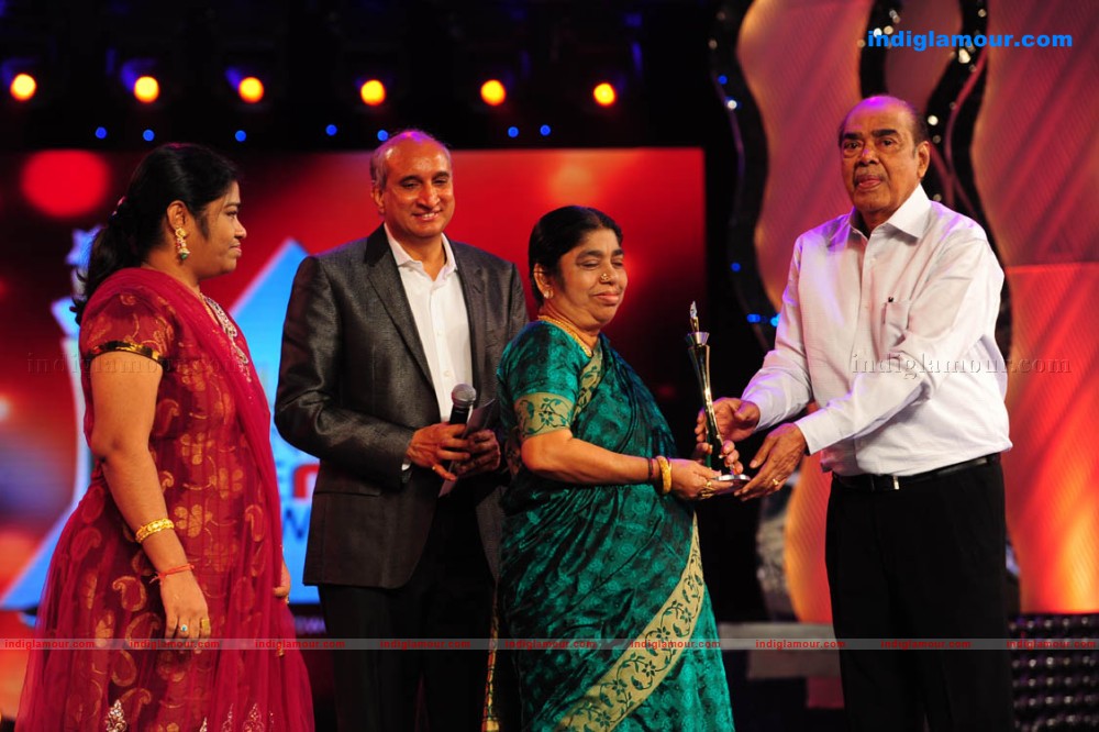 Lux Sandal Cinema Awards 2011 Event hd photo