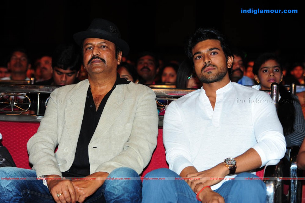 Lux Sandal Cinema Awards 2011 Event hd photo