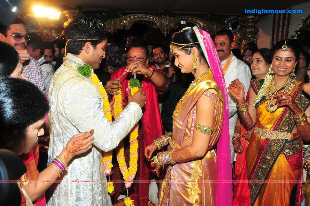 Allu Arjun Weds Sneha Reddy Event hd photo
