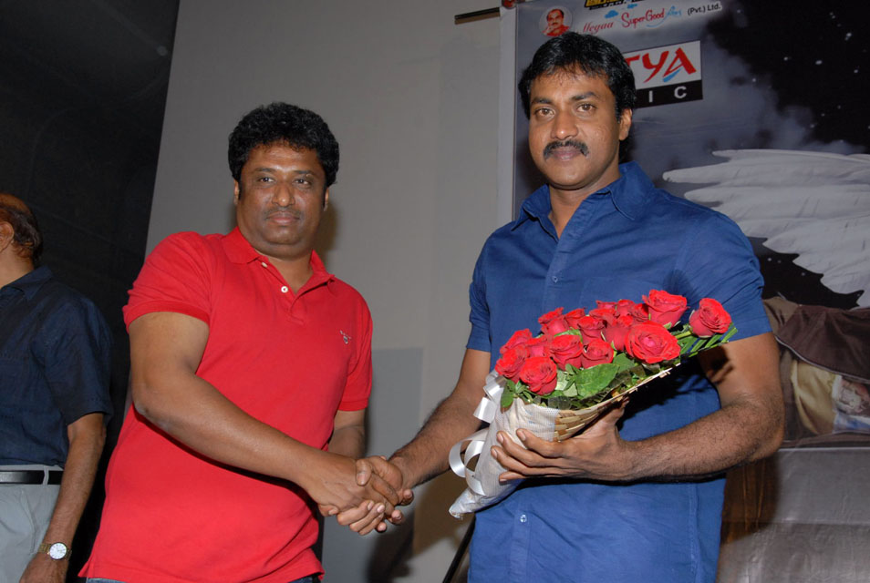 Nirantharam Nee Oohalo Audio Launch Stills Event hd photo