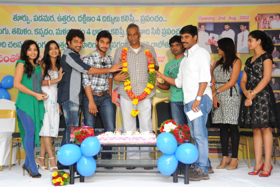 Santosham 10th Anniversary Broucher launch Event hd photo