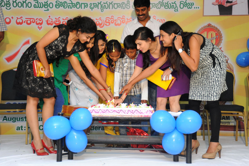 Santosham 10th Anniversary Broucher launch Event hd photo