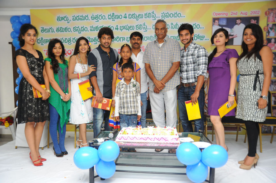 Santosham 10th Anniversary Broucher launch Event hd photo