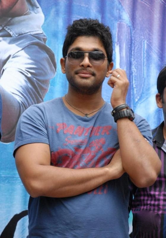 Julayi team at TKR College Stills Event hd photo