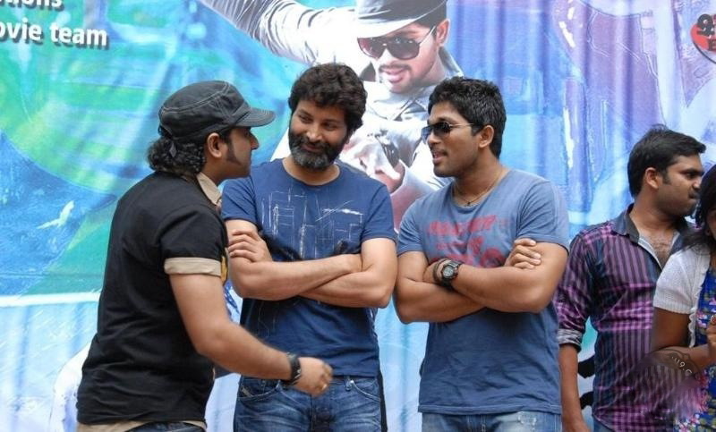 Julayi team at TKR College Stills Event hd photo