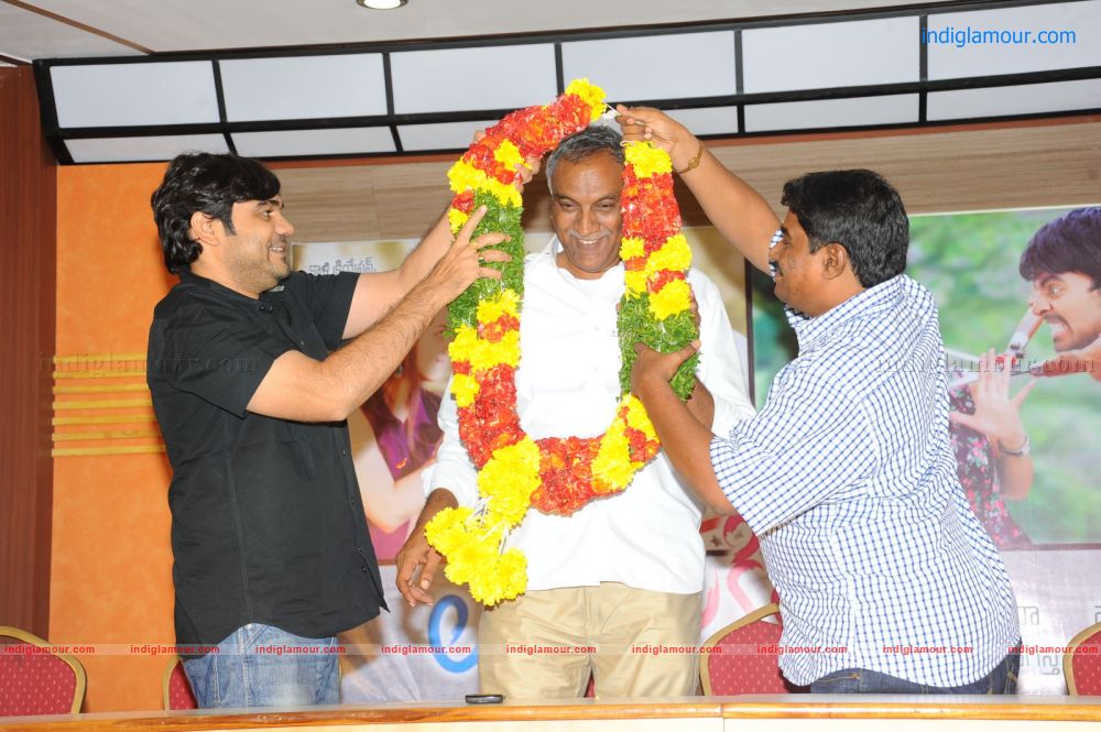 Love Cycle movie Logo Event hd photo