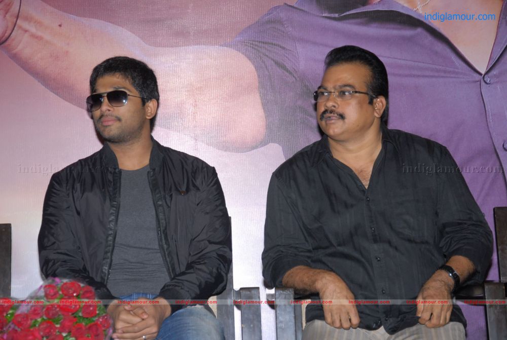 Julayi Movie Success Meet Event hd photo