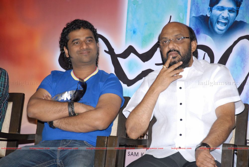 Julayi Movie Success Meet Event hd photo