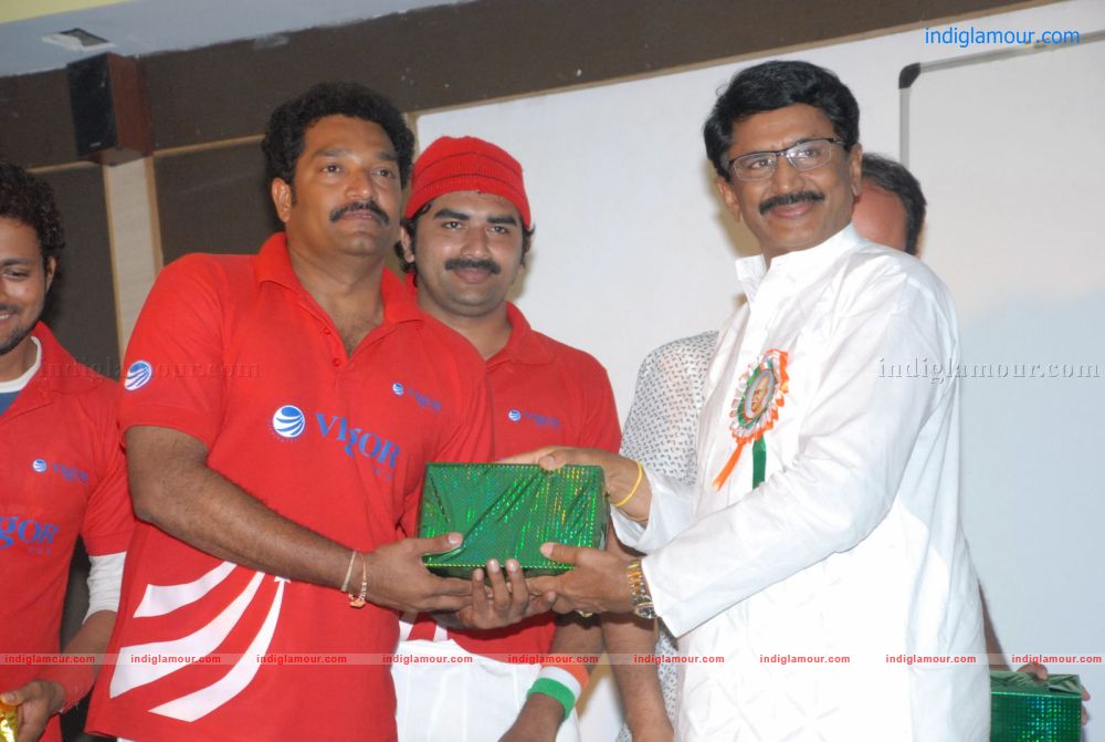 Star Cricket League 2012 Event hd photo