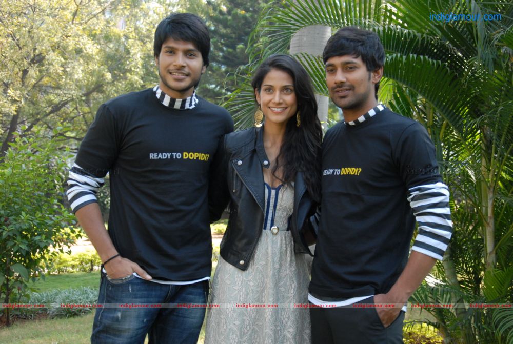 D for Dopidi logo launch Event hd photo
