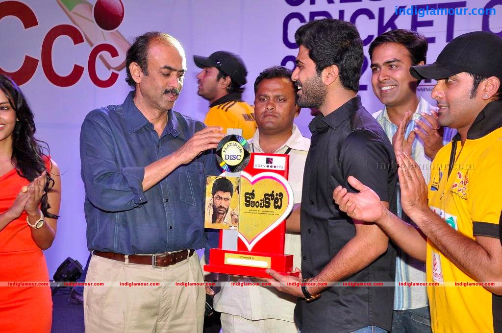 Ko Antey Koti Movie Platinum Disc Function Event hd photo