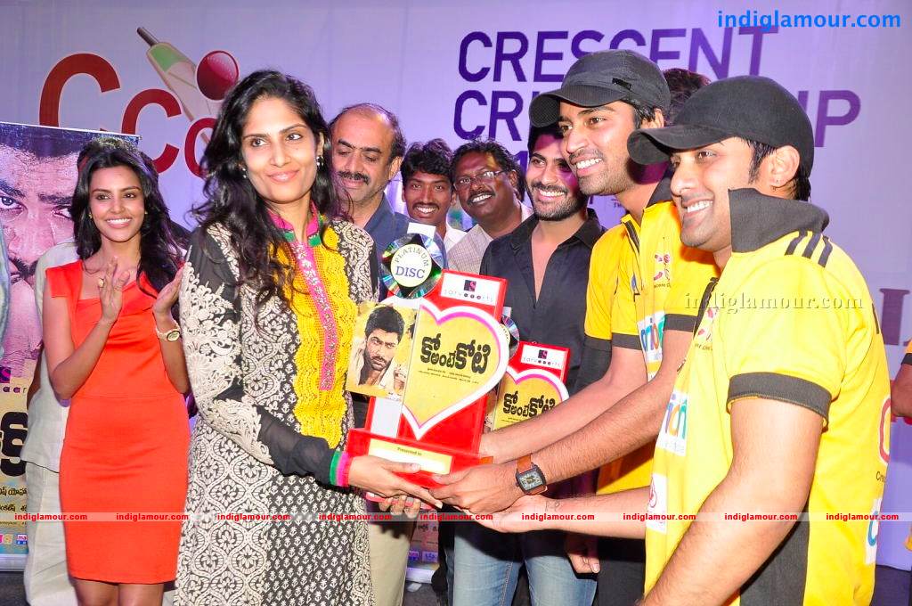 Ko Antey Koti Movie Platinum Disc Function Event hd photo
