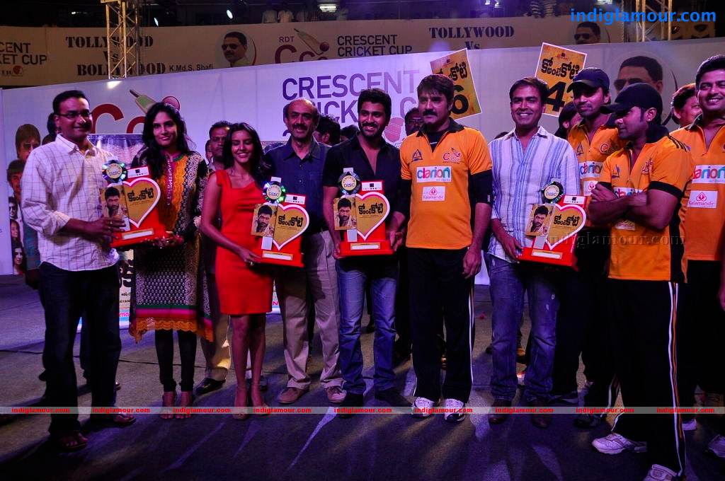 Ko Antey Koti Movie Platinum Disc Function Event hd photo