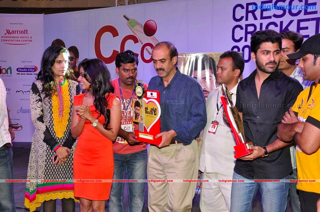 Ko Antey Koti Movie Platinum Disc Function Event hd photo