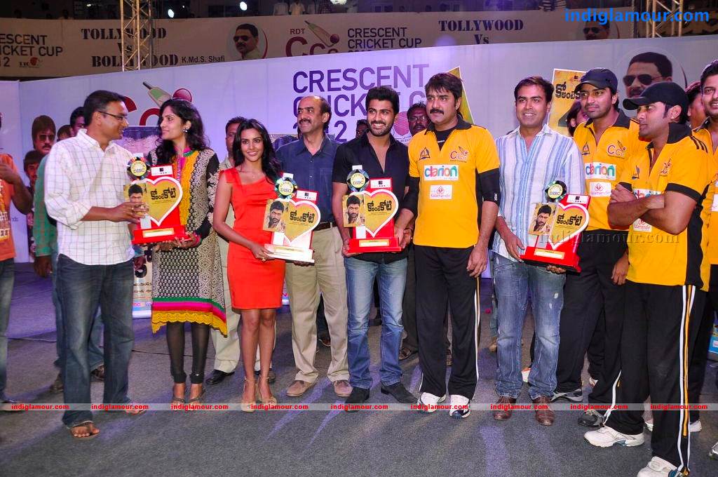 Ko Antey Koti Movie Platinum Disc Function Event hd photo