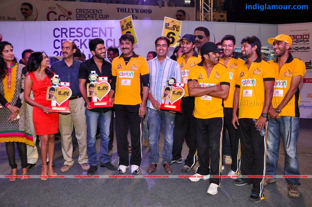 Ko Antey Koti Movie Platinum Disc Function Event hd photo