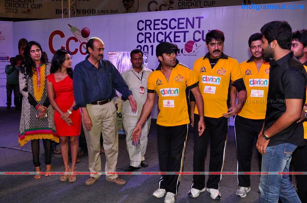 Ko Antey Koti Movie Platinum Disc Function Event hd photo