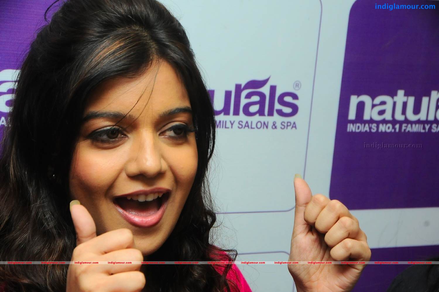 Naturals Family Salon n Spa Launch Event hd photo