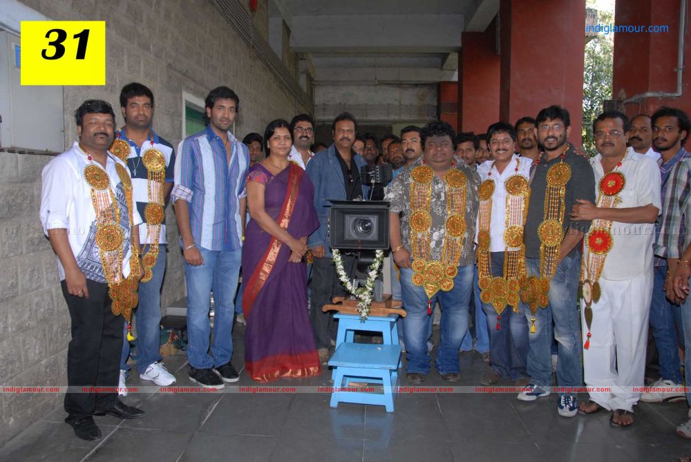Manchu Vishnu actor new movie opening stills Event hd photo
