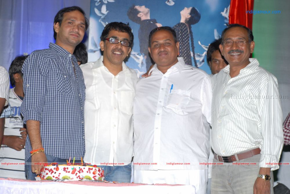 Memu Vayasukuvachham Audio Event hd photo