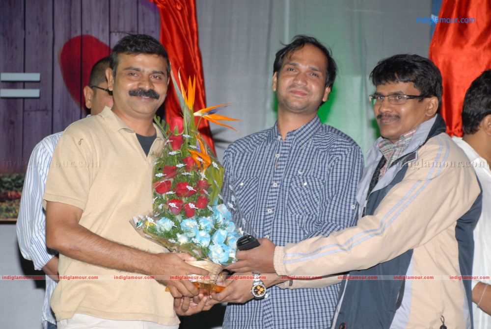 Memu Vayasukuvachham Audio Event hd photo