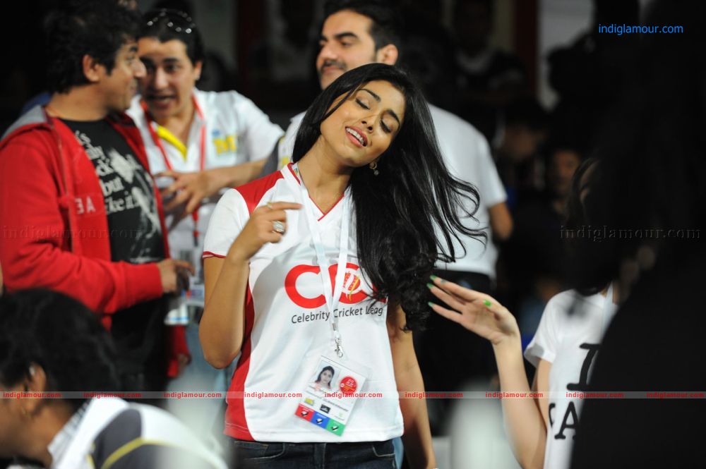 CCL Sharjah Match Pictures 2012 Event hd photo