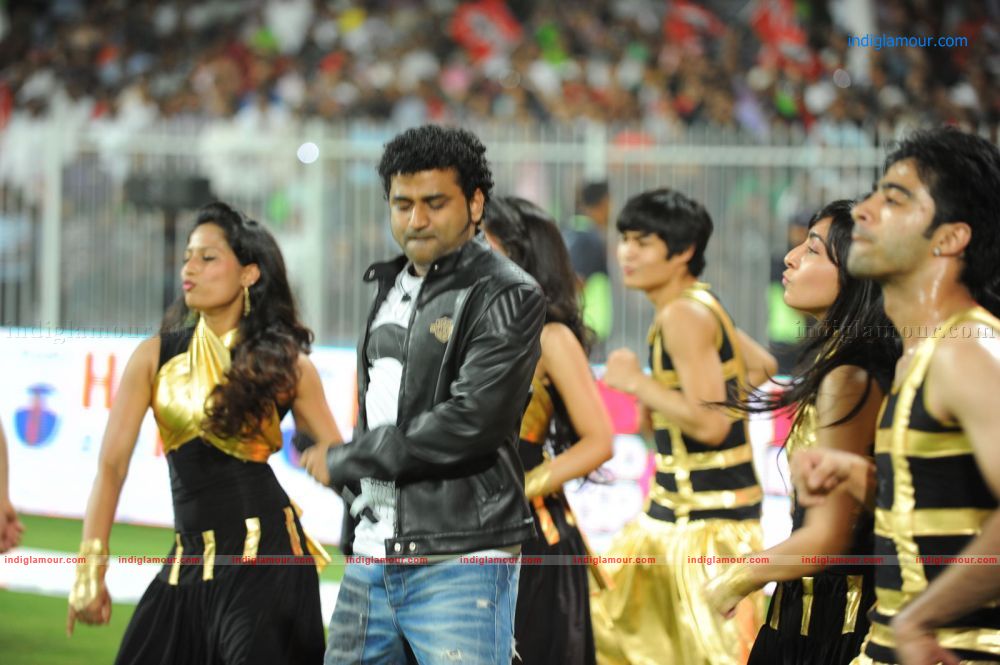 CCL Sharjah Match Pictures 2012 Event hd photo